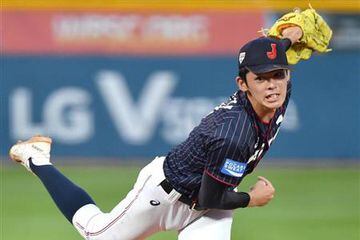 初先発の佐々木 一回１９球降板 侍一丸リレーも韓国にサヨナラ負け ｕ１８ｗ杯 1 3ページ サンスポ